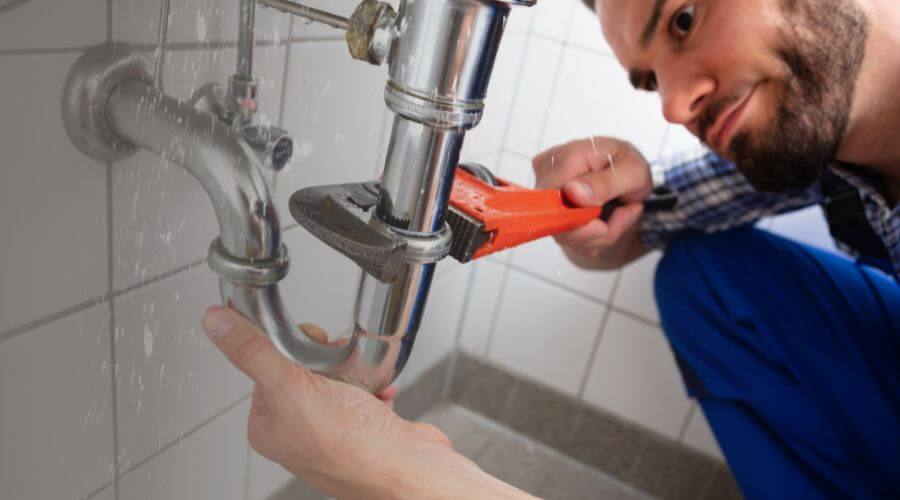 Professional expert plumbing services in Deputy, IN